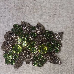 Vintage Beautiful Green Stones and Silver brooch